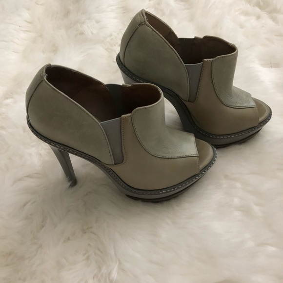 Grey multi colored bootie - Picture 3 of 7